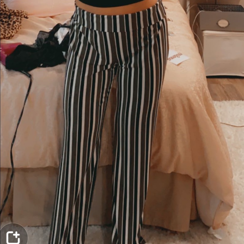 *worn once* Express straight leg pant